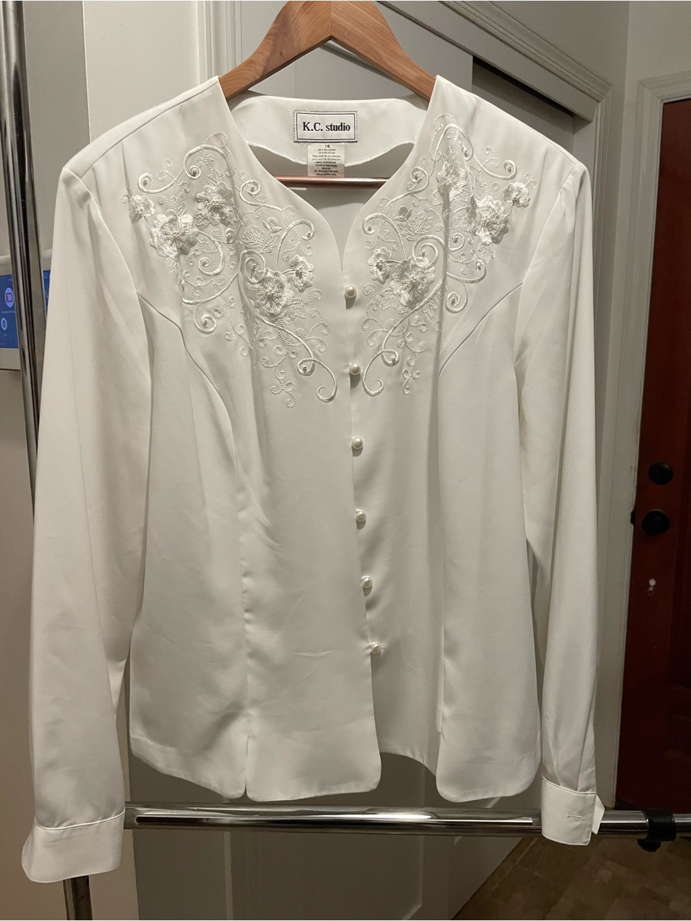 K.C. Studio White Embroidered Button-Front Blouse